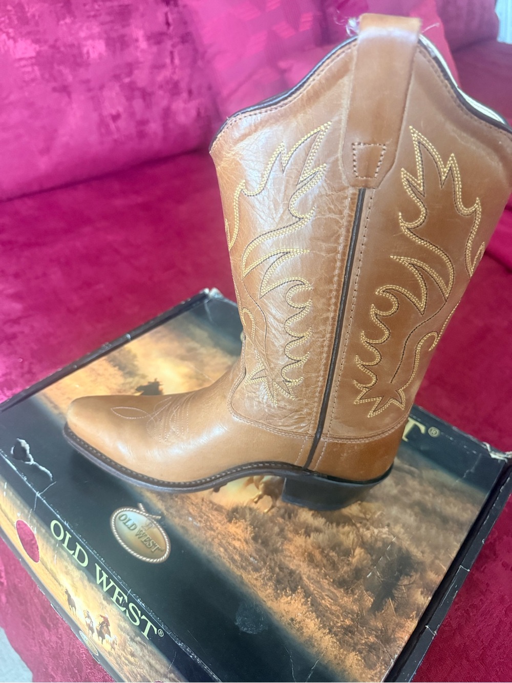 Old West Brown Leather Western Boot with Gold Stitching